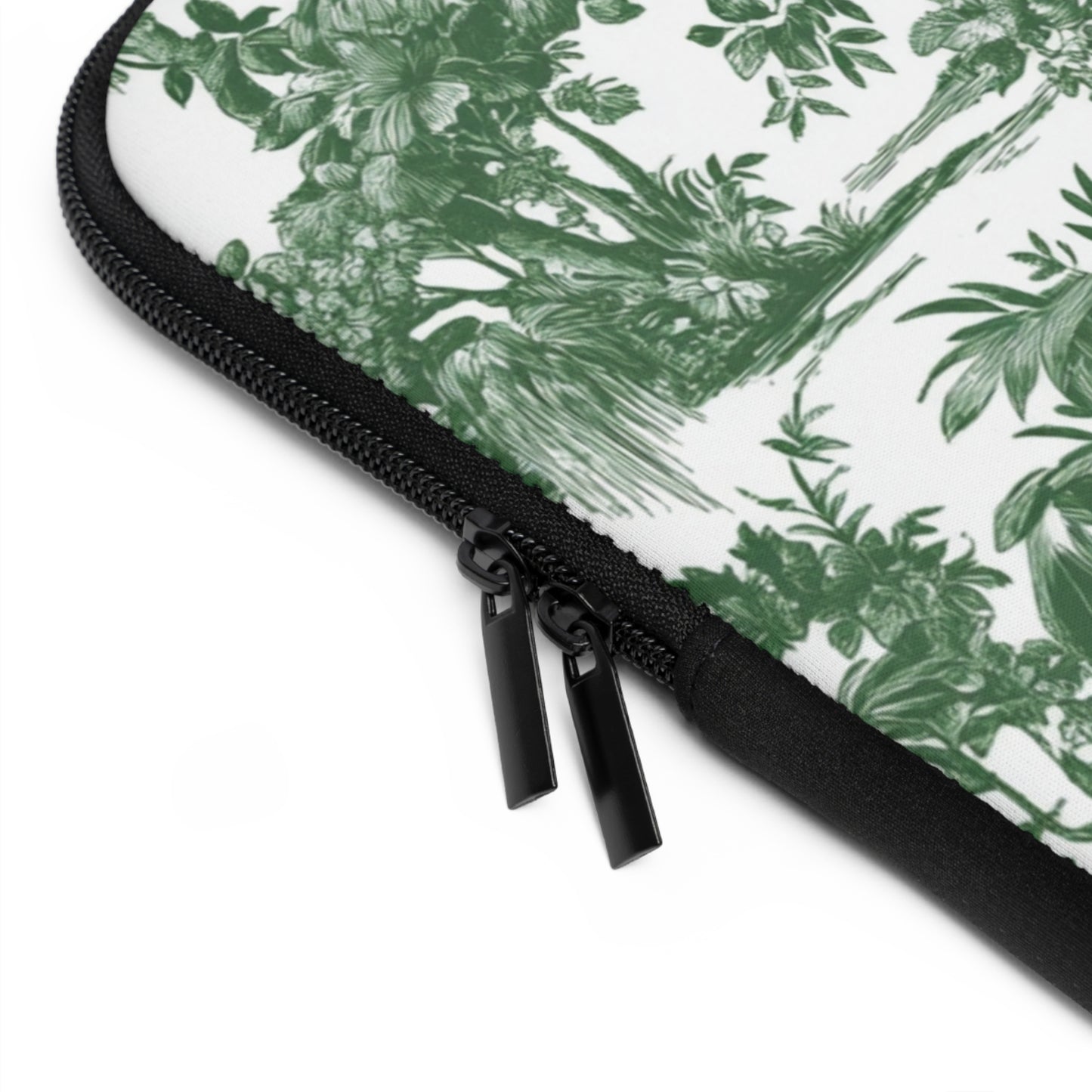 Green Leopard Toile Sleeve