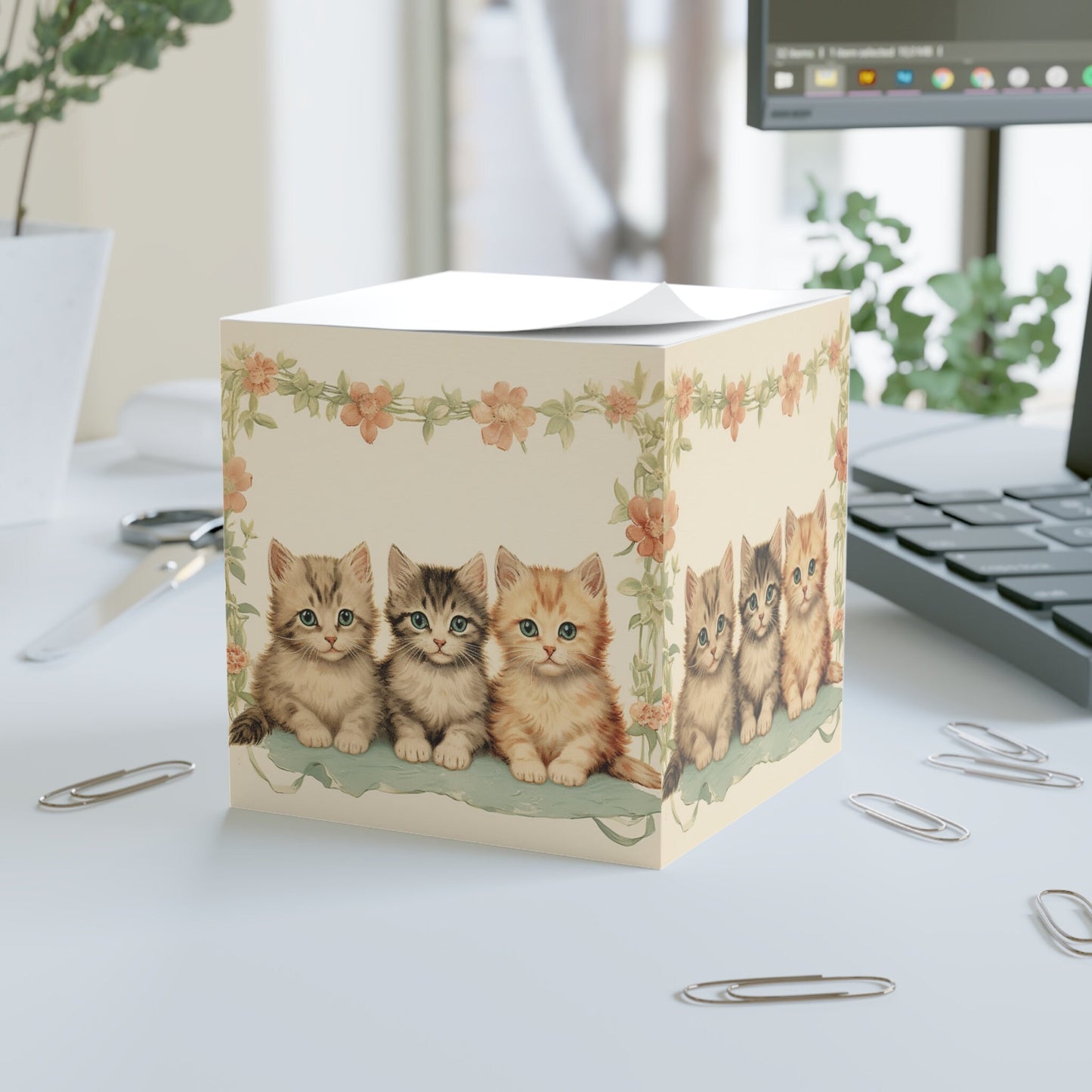Cute Cats Sticky Note Cube